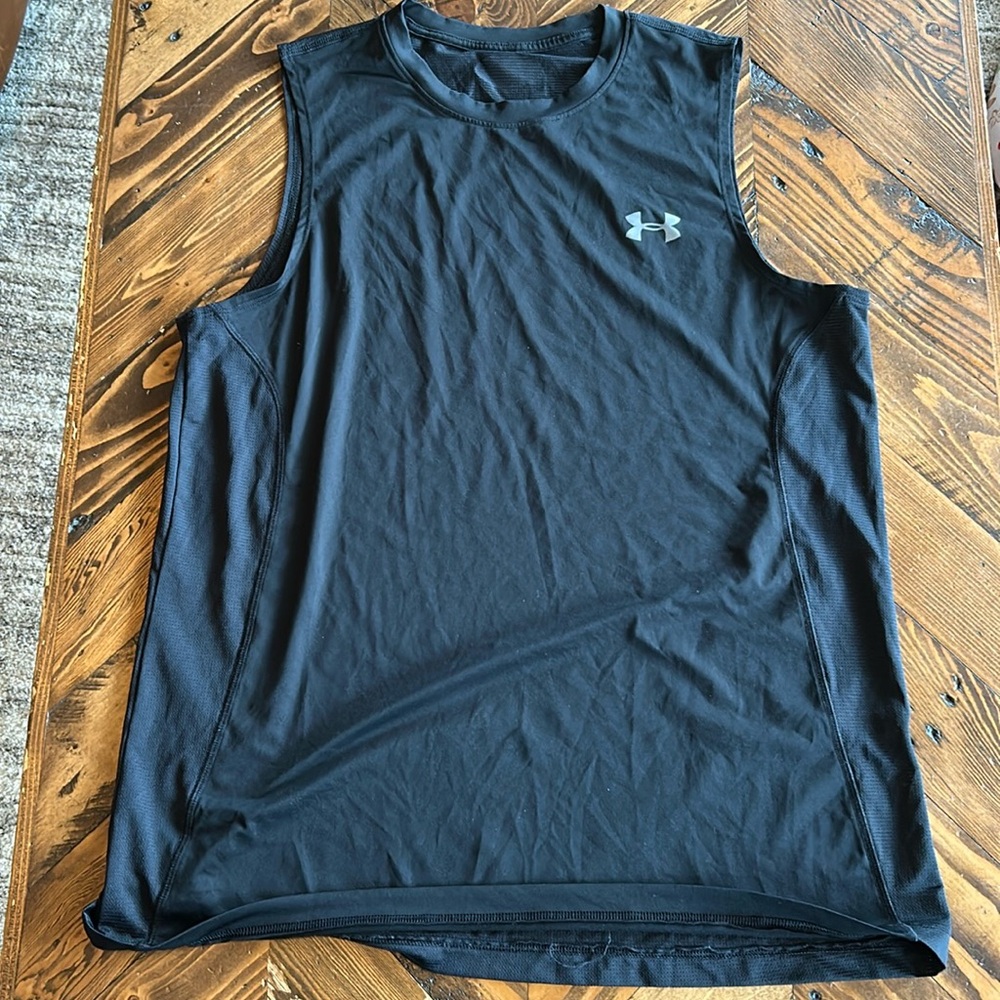 Men’s Under Armour tank. Size large.